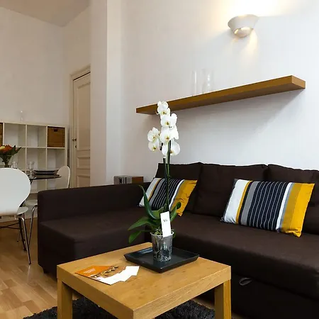 Patriotes Halldis Appartement *